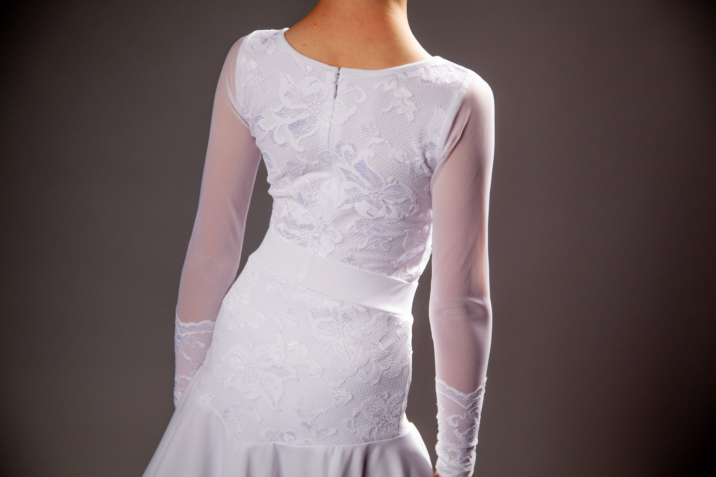 Juvenile dress Emily in white color