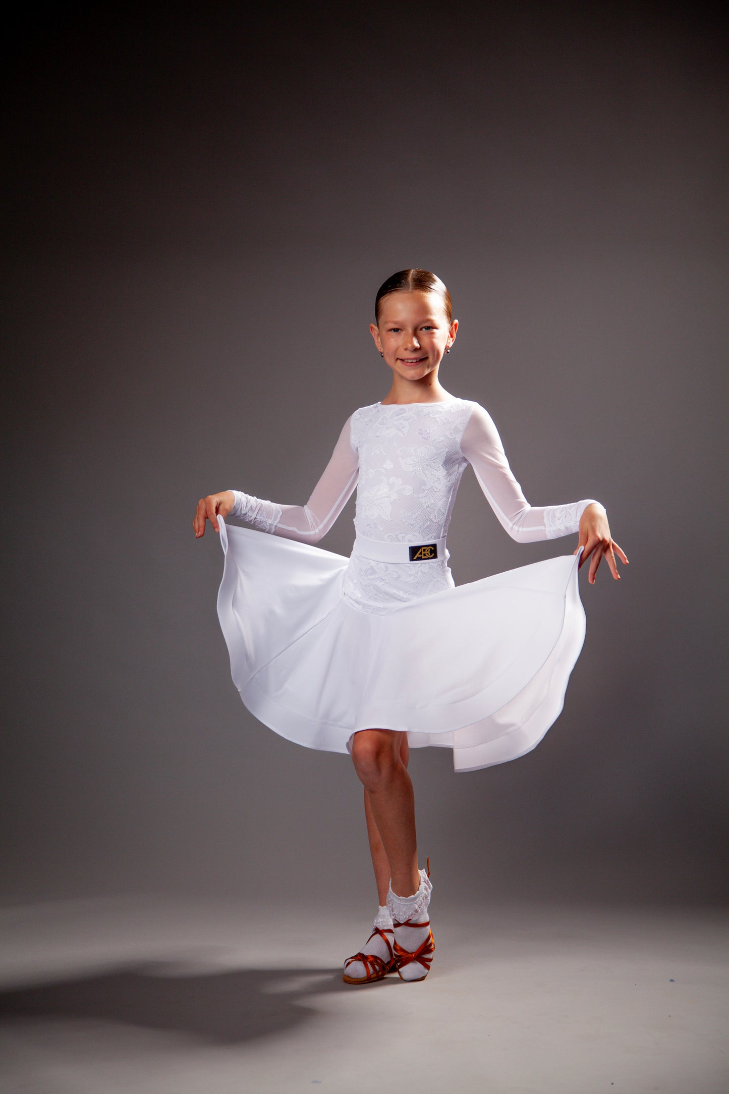 Juvenile dress Emily in white color
