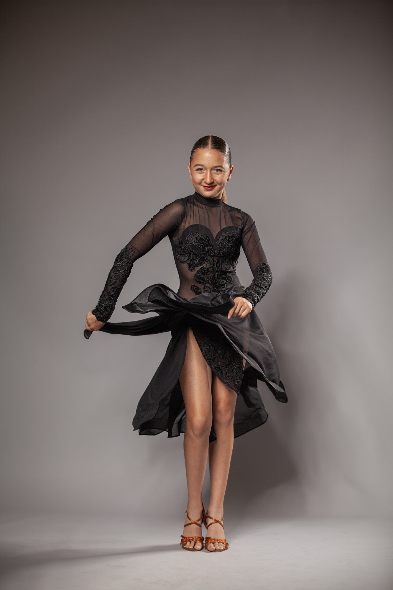 RENT ME: Romance black dress in size Small
