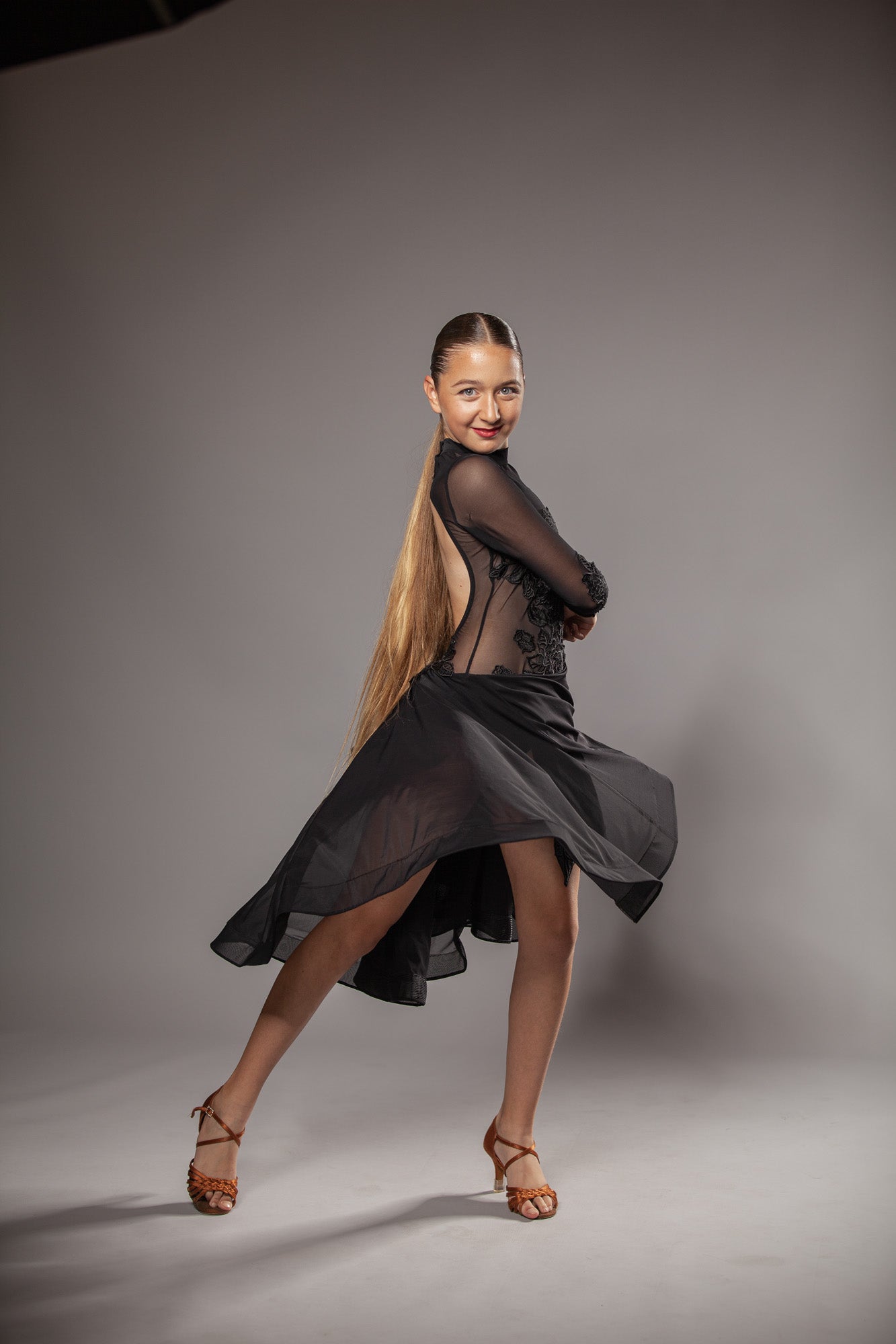 RENT ME: Romance black dress in size Small