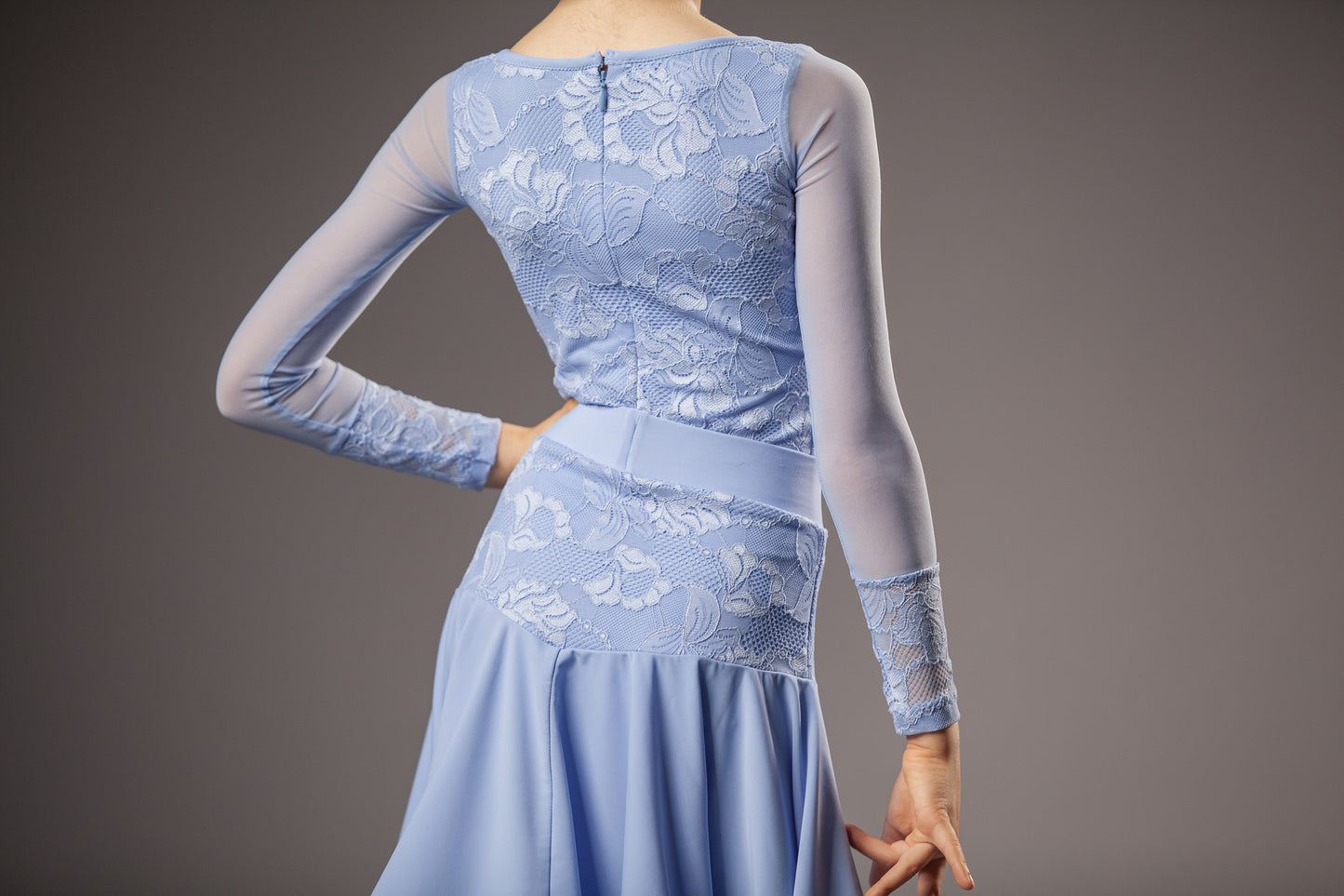 Juvenile dress Emily in bluebell color