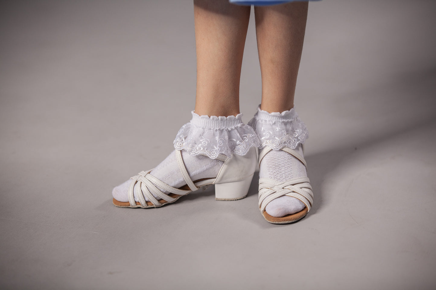 White socks with laces, set of 3 pairs