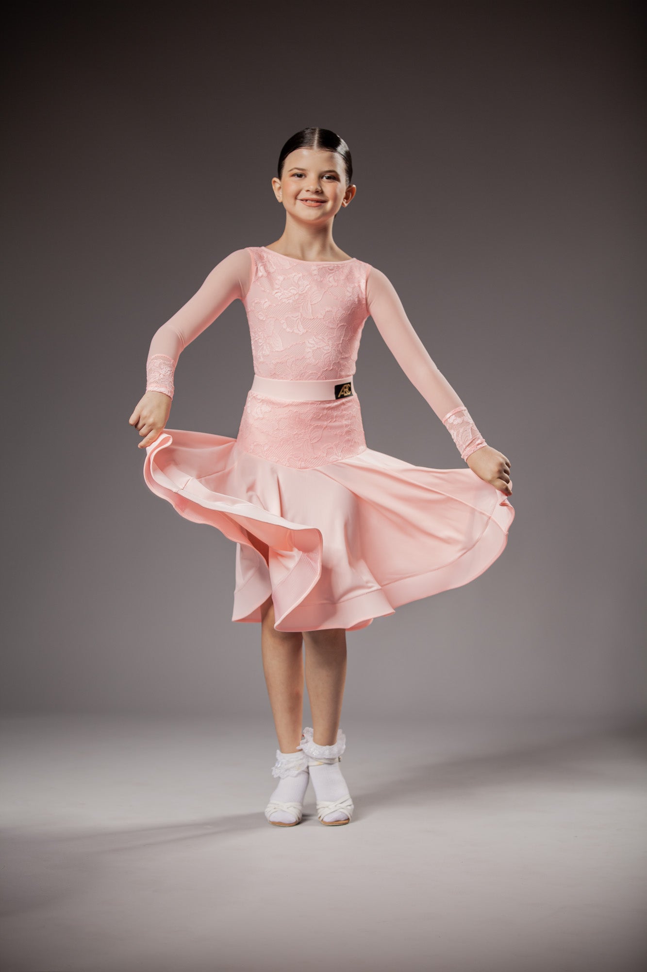 Juvenile dress Emily in sugar pink color