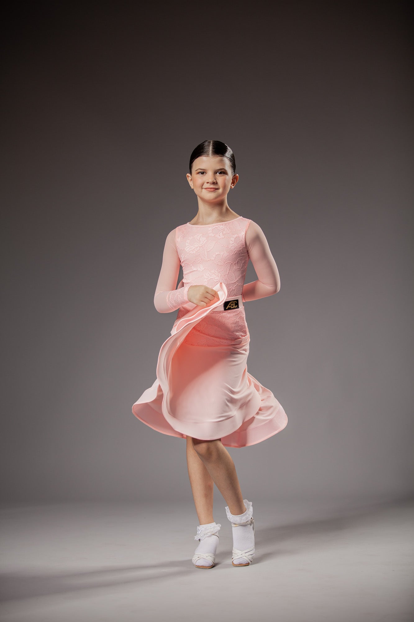 Juvenile dress Emily in sugar pink color