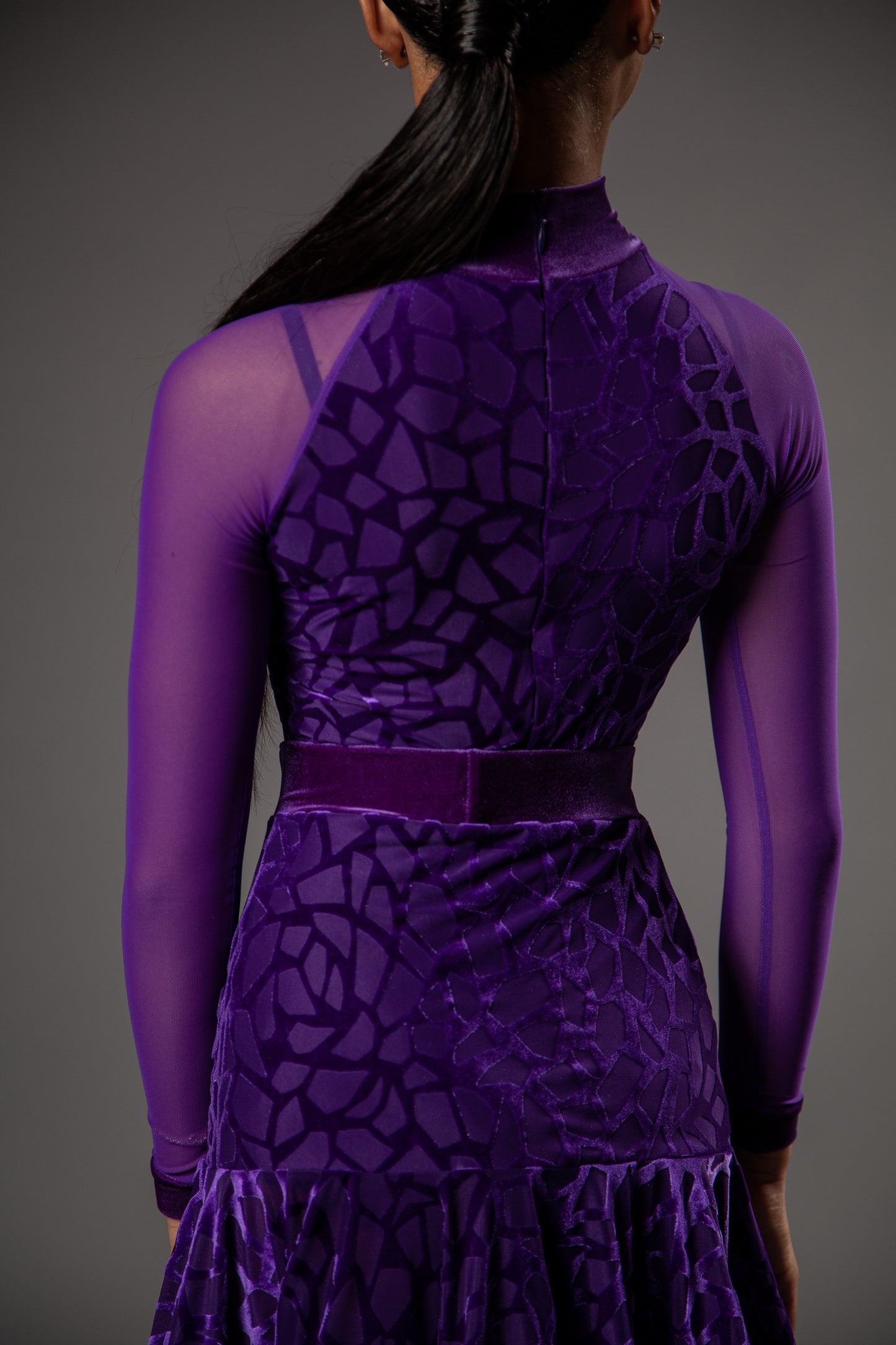 Juvenile dress Amber in purple color