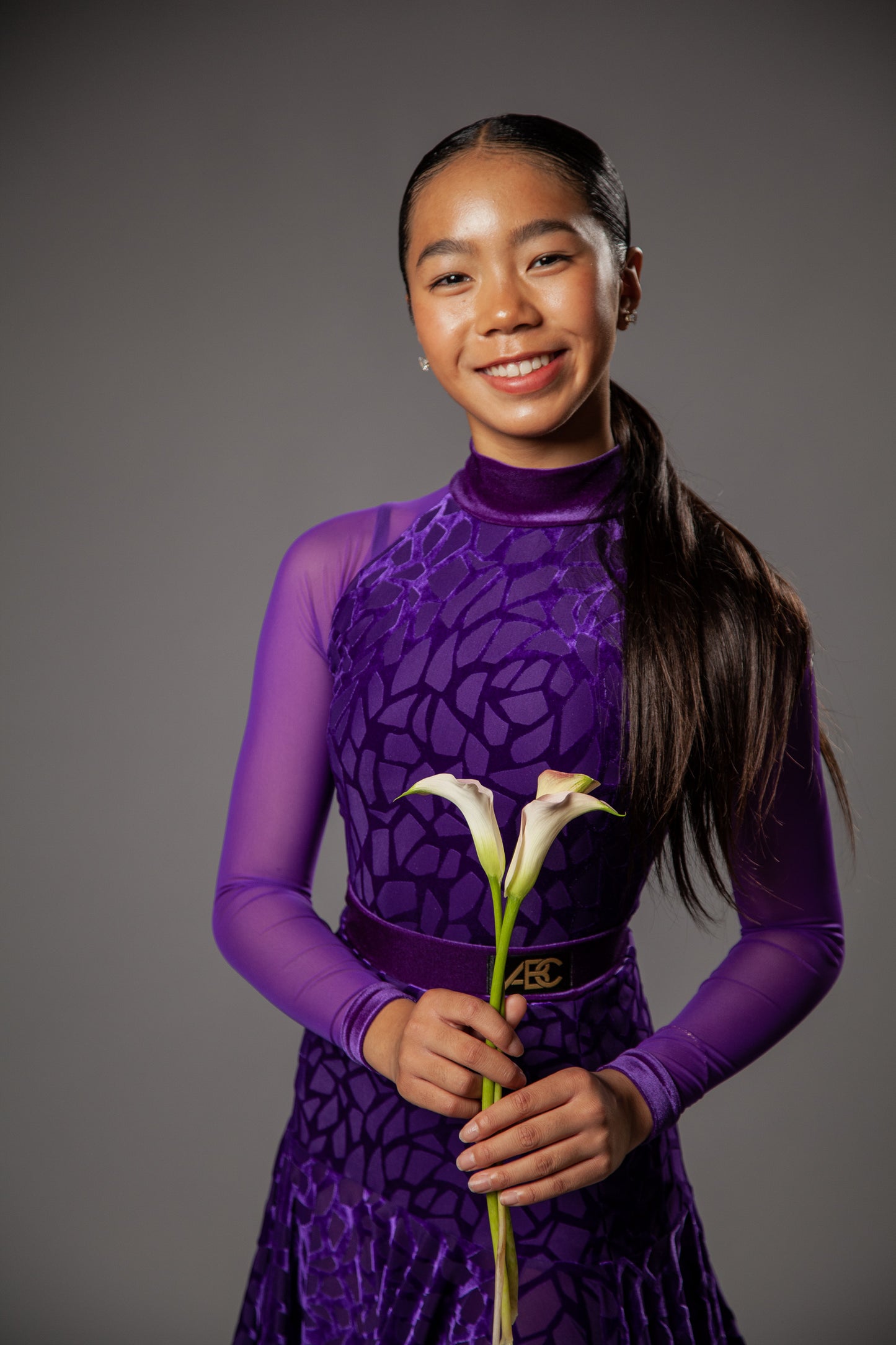 Juvenile dress Amber in purple color