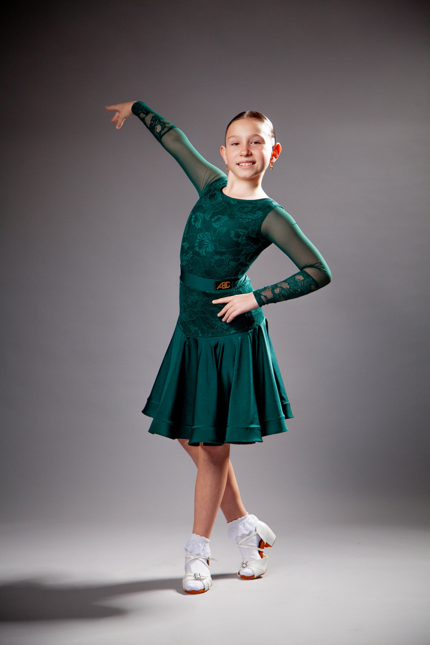 Juvenile dress Emily in forest green color