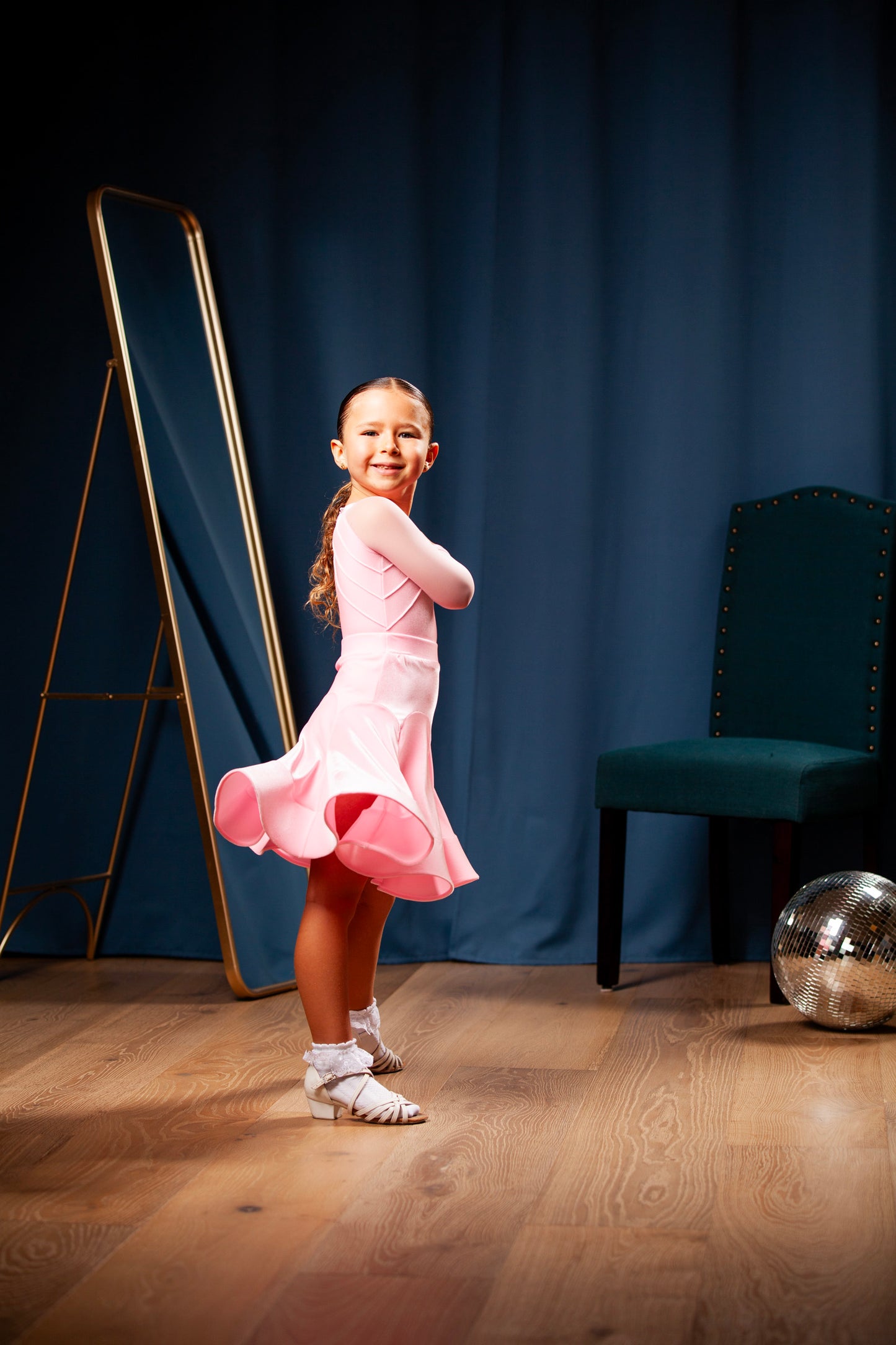 Juvenile dress Karolina in rose pink