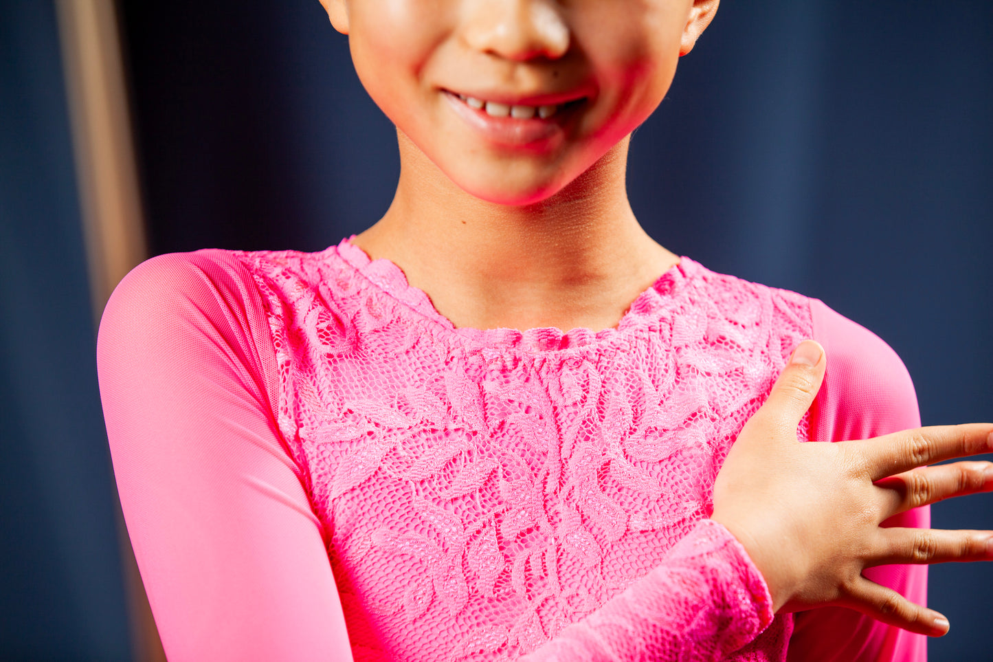 Juvenile dress Emily in fluorescent pink color