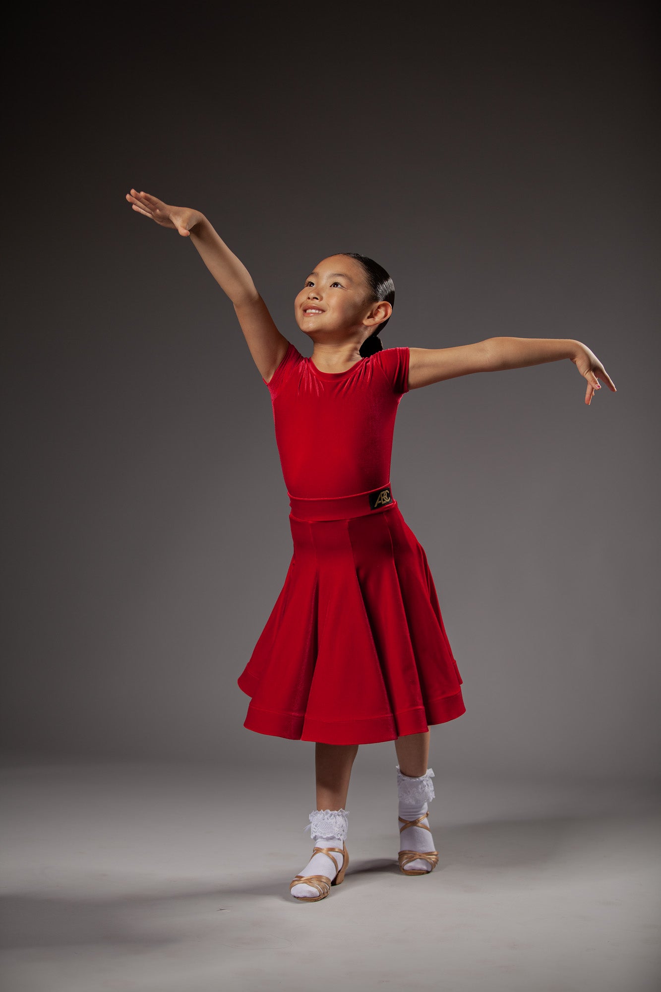 Juvenile dress Julia in cherry red color