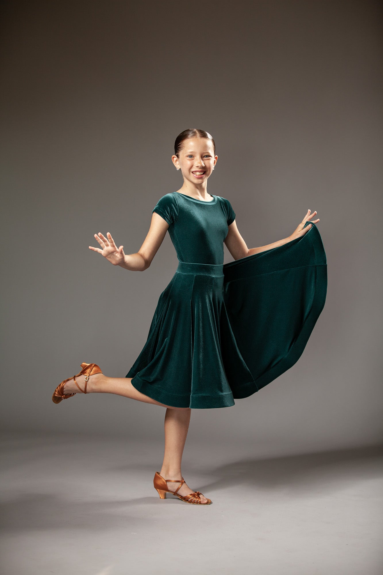 Juvenile dress Julia in forest green