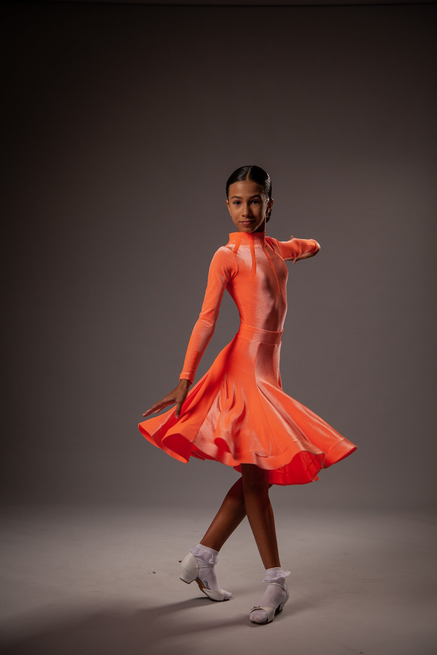 Juvenile dress Nicole in orange color